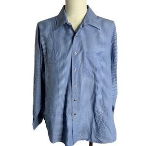 Van Heusen Button Up No Iron Shirt XL Blue Striped Long Sleeve Pocket Collar